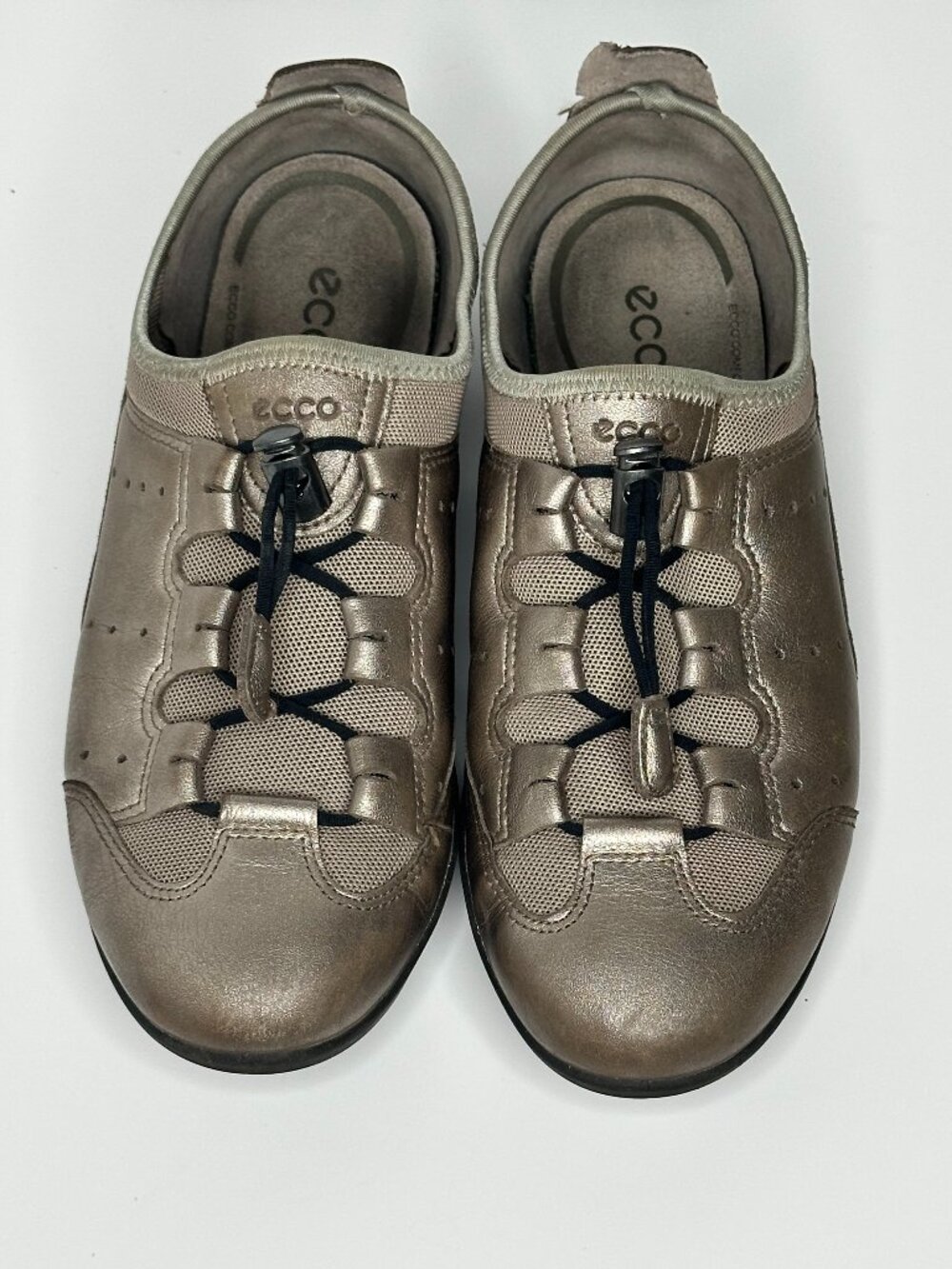 ECCO Metallic Taupe Comfort Walking Slip On Shoes Toggle Lace Women’s 39